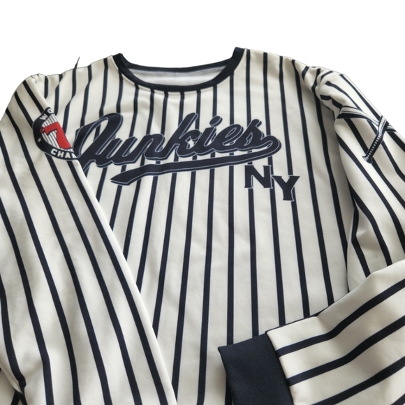 Junkies NY TrifeLife baseball sweater red/white/blue size Large 👌 - Picture 7 of 16
